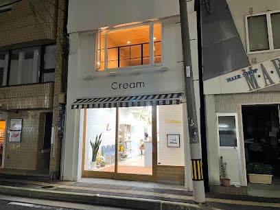 hair salon Cream