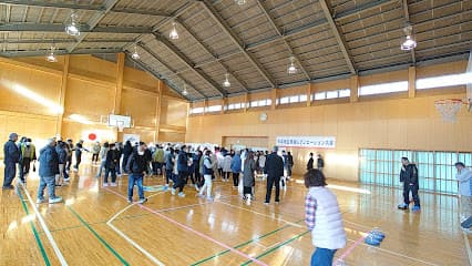 日宇地区コミュニティセンター体育室