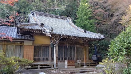 石橋山 御橋観音寺